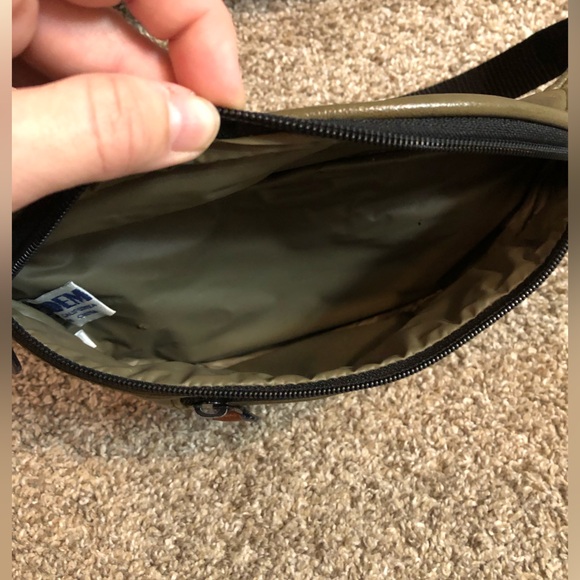 FREE W/PURCHASE - Picture 3 of 4